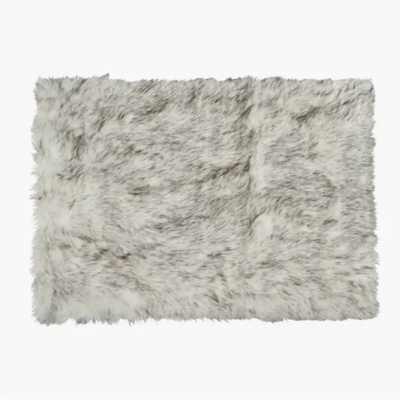 Faux Fur Rugs - Picture 3 of 4